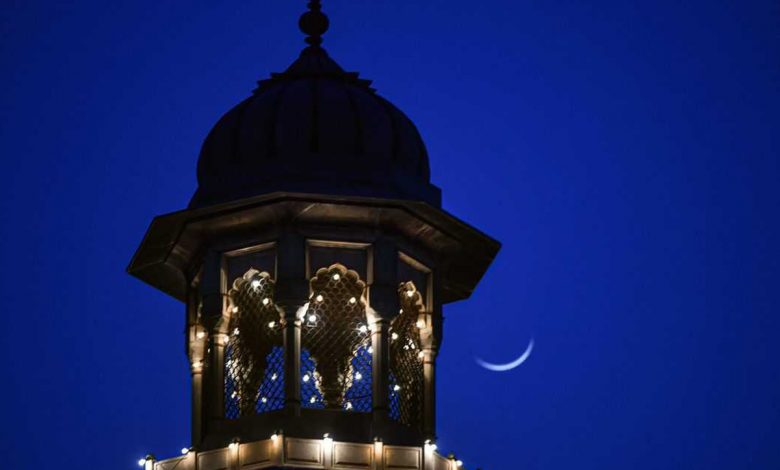 CMs of Telugu states greet Muslims on beginning of Ramzan