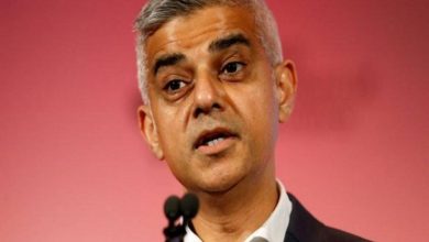 Face mask to remain mandatory in London public transport