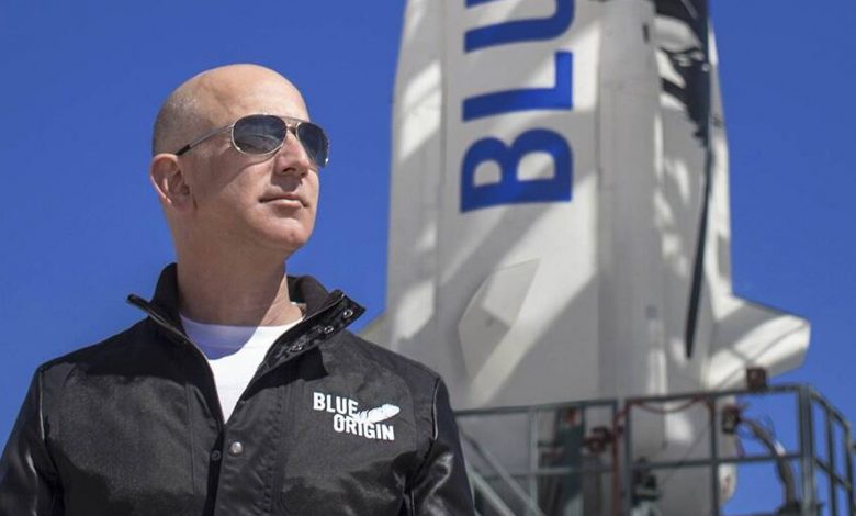 Jeff Bezos, Lauren Sanchez pair up with A-list couple on vacation before wedding