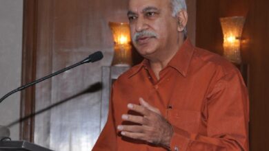 158 personalities write to Zee Media against MJ Akbar appointment in WION