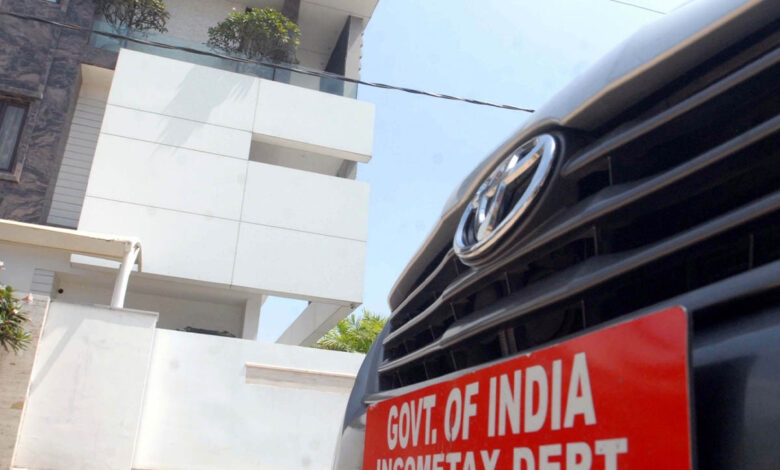 Income Tax Dept throws open e-portal for filing ITRs