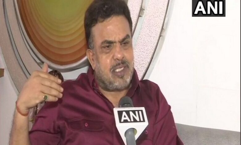 Kejriwal's stand hurting Indian politics, must step down as CM: Cong leader Nirupam (pti)