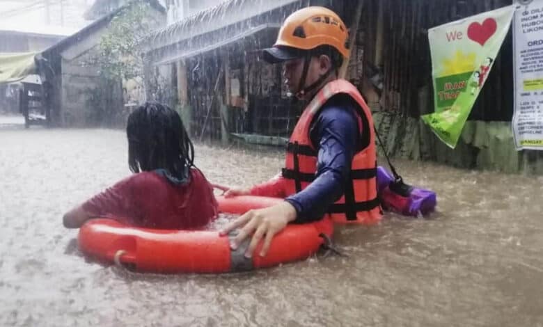 Typhoon Khanun causes emergencies in Russia, 2000 evacuated