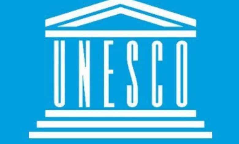 UNESCO unanimously adopts two resolutions in favor of Palestine