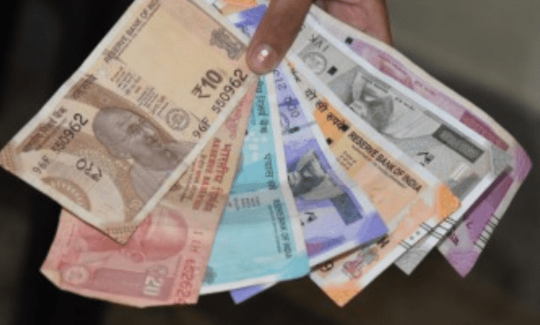 India’s fiscal deficit crosses Rs 8 lakh crore in 7 months