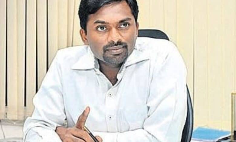 GHMC commissioner attends VC with CEC about 'low voter turnout' in Delhi
