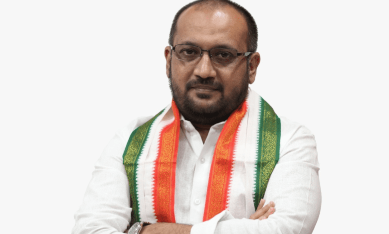 Will convince CM for spl Old City package: Congress leader