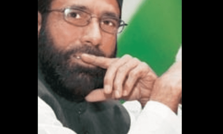 Tauqeer Raza Khan booked for objectionable remarks