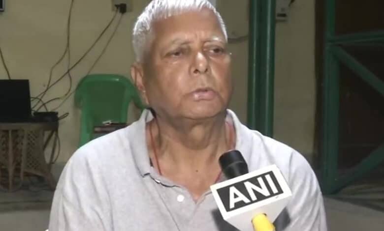 'Modi ko hatana hai': Lalu's first comments after development in Bihar