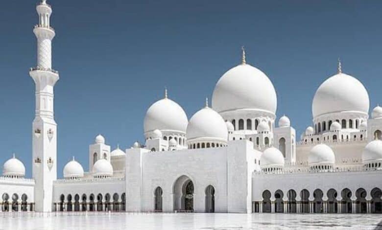 Sheikh Zayed Grand Mosque completes preparations to welcome Ramzan