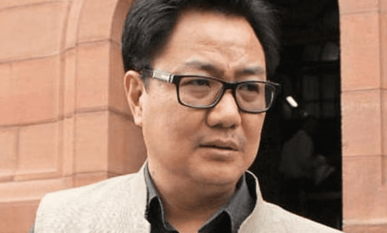 Rijiju slams Cong leaders' move to accompany Rahul to court, Kharge says it's symbol of support