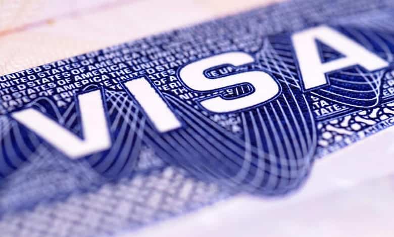 Arab woman caught with fake visa at Dubai airport, deported