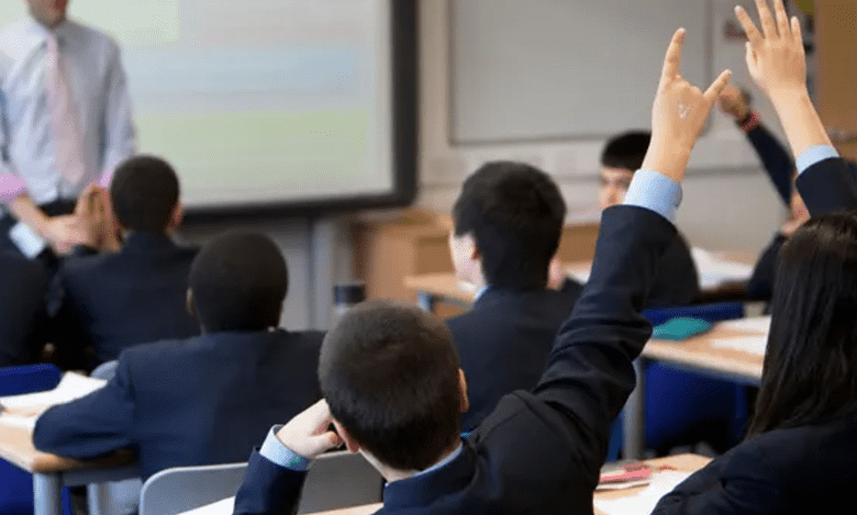 Want to become a teacher in private school in Dubai? Know requirements here