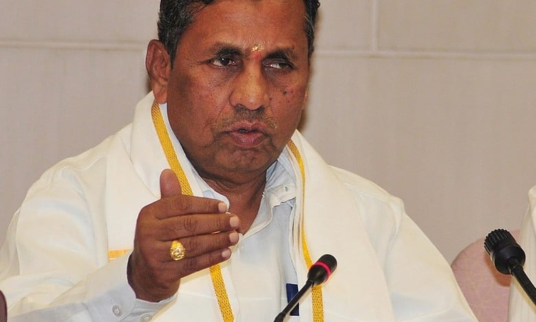 Adjust to 20 pc commercial LPG supply, use alternatives: Karnataka Minister