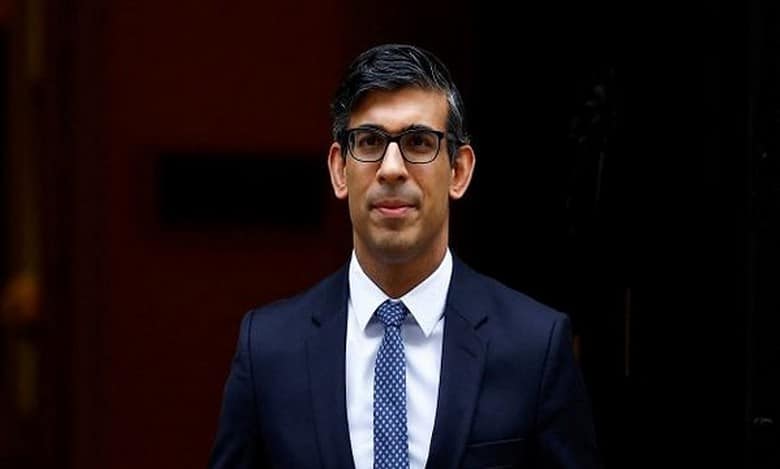 Rishi Sunak unveils tech partnership to crack down on illegal migration