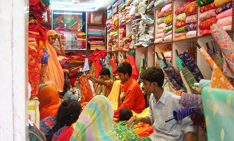 Mass consumers projected to drive Indian retail market to $1.3 tn by 2030: Report