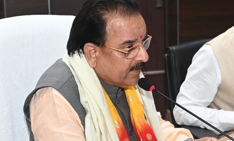 minister of state for defence ajay bhatt