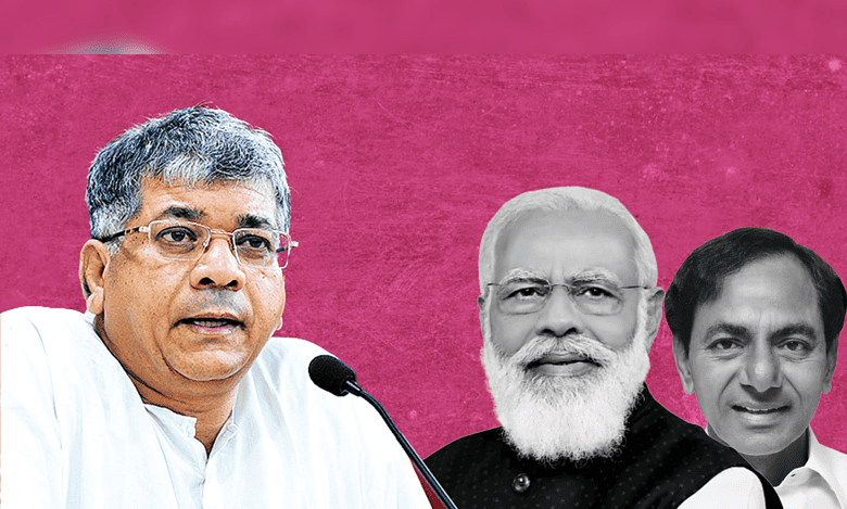 Leaving Hindu fold helped Dalits do away with mental slavery: Prakash Ambedkar