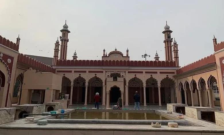 Haryana: Friday prayers at Gurugram mosque peaceful, shops open