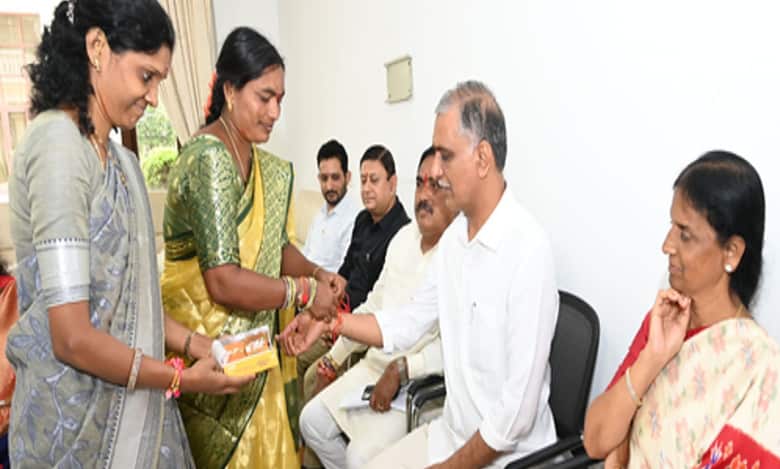 Telangana enhances salaries of Village Organisation Assistants
