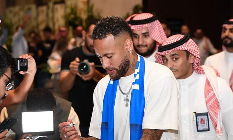 Neymar arrives in Saudi Arabia ahead of Al Hilal unveiling