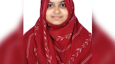 MANUU awards PhD to Rabia Tahseen in Zoology