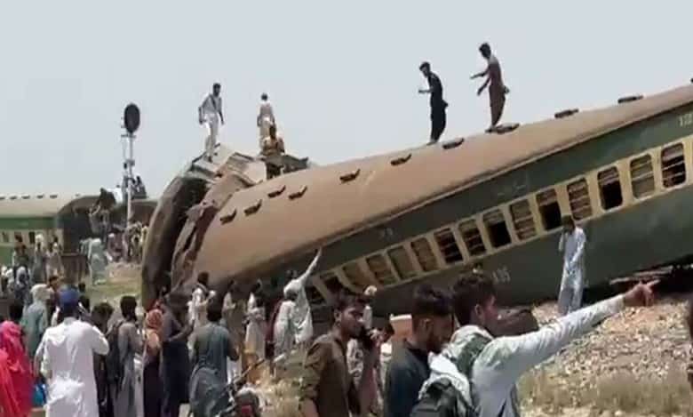19 dead as Hazara Express derails in Pakistan’s Sindh province