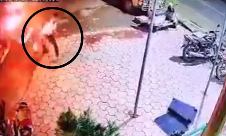 Miscreants hurl petrol bombs at mosques in Indore, Faridabad