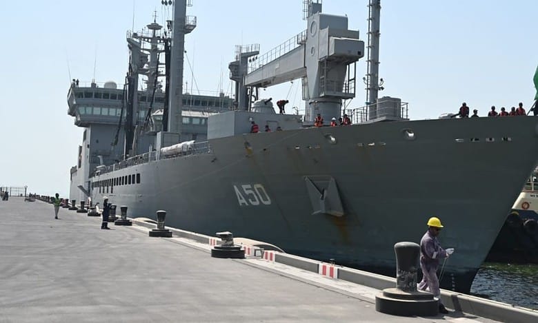 Bahrain: Indian Naval ships reach Port Mina Salman