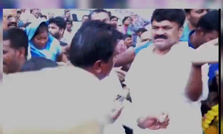 Telangana: Talasani apologizes for slapping Bhainsa leader