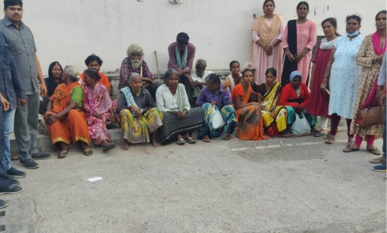 Hyderabad: Begging racket busted, 23 'daily wagers', organiser held