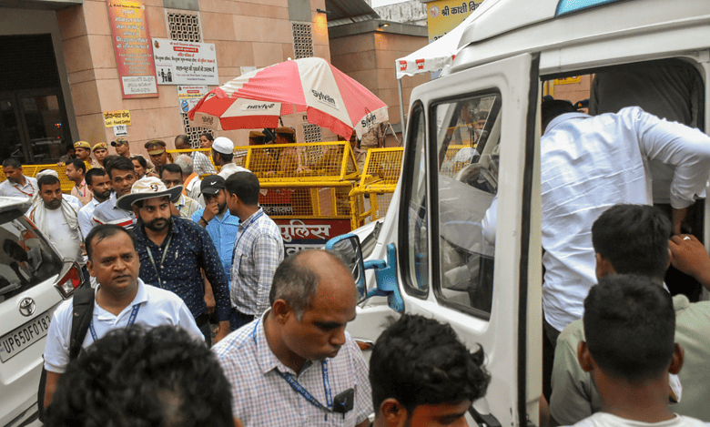 ASI conducts survey of Gyanvapi mosque, to continue on Sunday