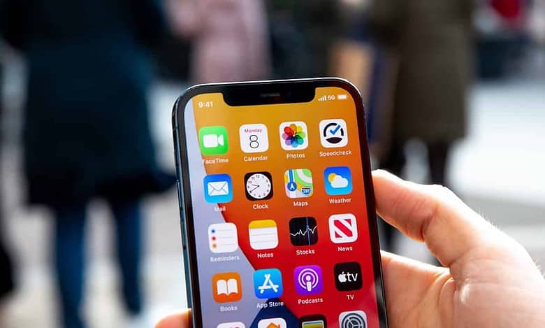 Indian users spend over 3 hrs on social media, 46 min on gaming: Report