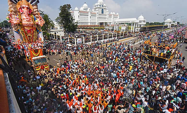 Immersion procession of Ganesh idols concludes in Hyderabad