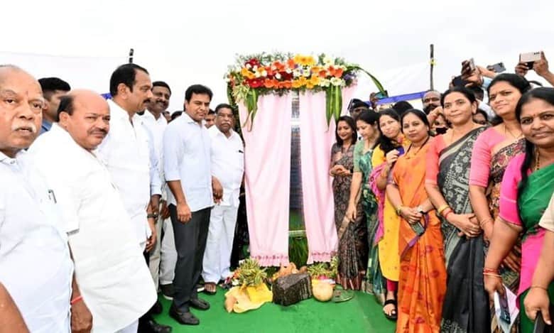 Hyderabad: KTR laid foundation for four-lane bridge on Musi