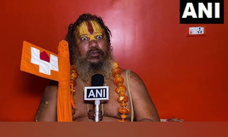 'Will behead him myself…': Ayodhya seer reiterates death threat against Udhayanidhi