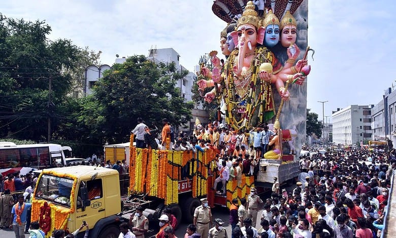 banks in Hyderabad, ganesh holiday in telangana