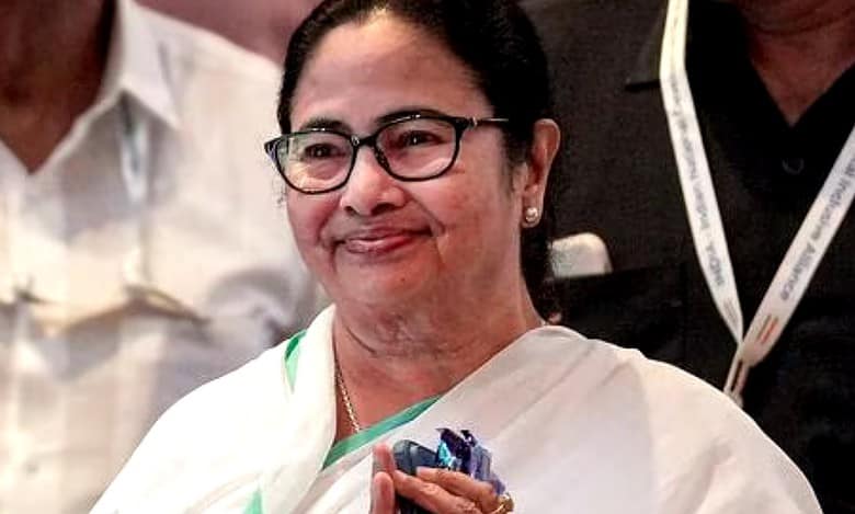 Mamata Banerjee to meet Lulu Group officials in Dubai