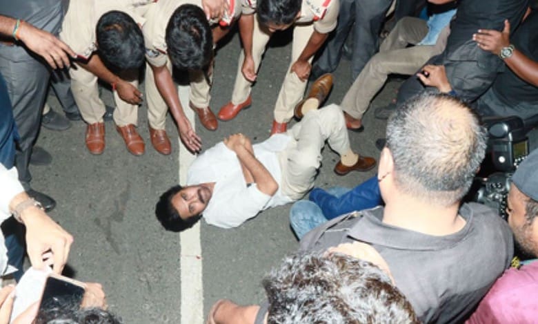 Pawan Kalyan stopped on way to Vijayawada