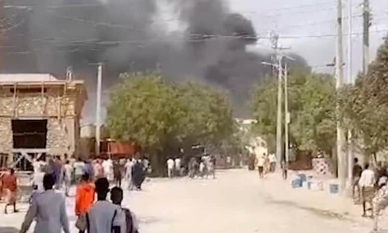 At least 20 killed in suicide car bombing in Somalia