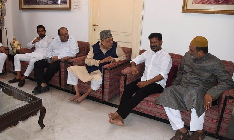 Revanth Reddy meets Siasat Editor, discusses Muslim declaration