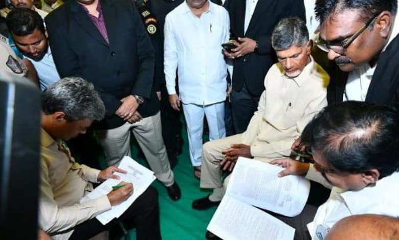 Naidu non-cooperative during questioning, claims AP police