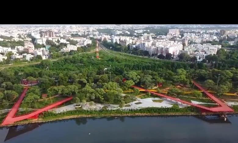 Watch: HMDA develops Lake Front Park near Jalavihar in Hyderabad