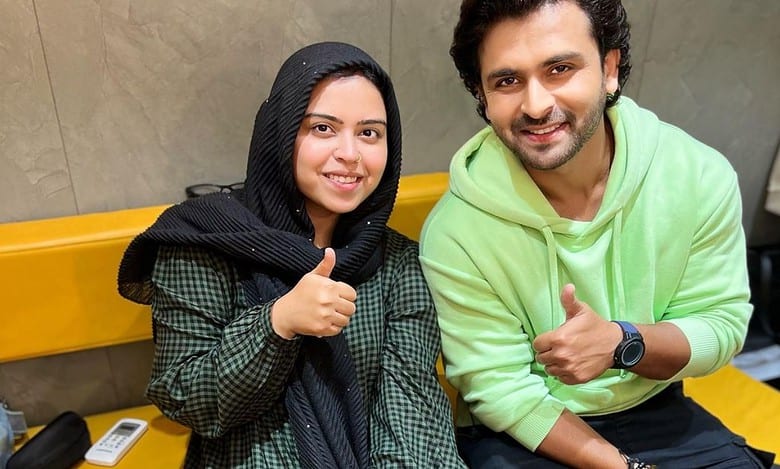 Viral: Shoaib Ibrahim's expensive diamond gift for sis Saba