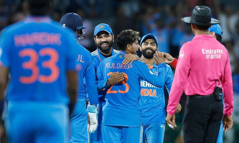 Asia Cup: Kohli and Rahul tons, Kuldeep’s 5-25 sets up India’s massive 228-run win over Pakistan