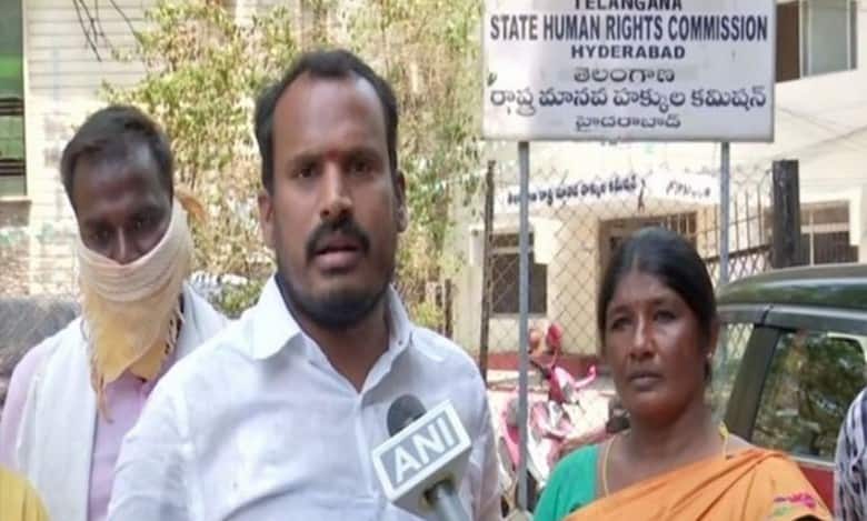 Telangana: BC leaders complain over alleged violence by police at suicide victim's house