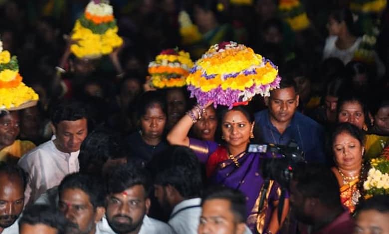 BRS takes Bathukamma to Solapur; Kavitha to head festivities