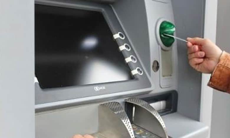 Telangana: Burglars try to steal ATM in Nizamabad