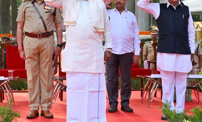 Karnataka CM Siddaramaiah at a Police Remembrance Day programme