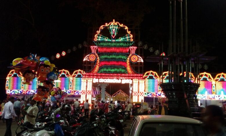 Karnataka govt urged to allow Muslim vendors on temple premises